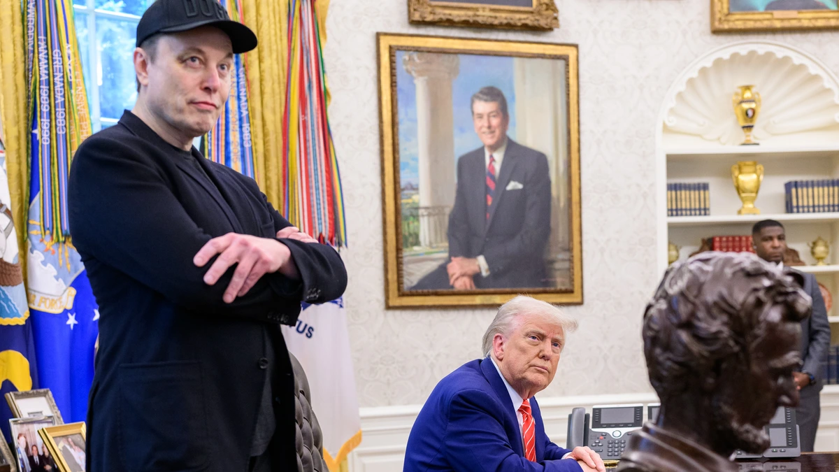 Trump Officially Renames AI as ‘Super Intelligence’